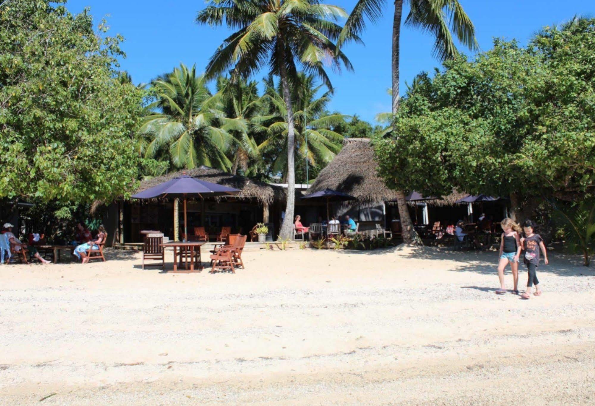 Tongan Beach Resort Utungake Luaran gambar